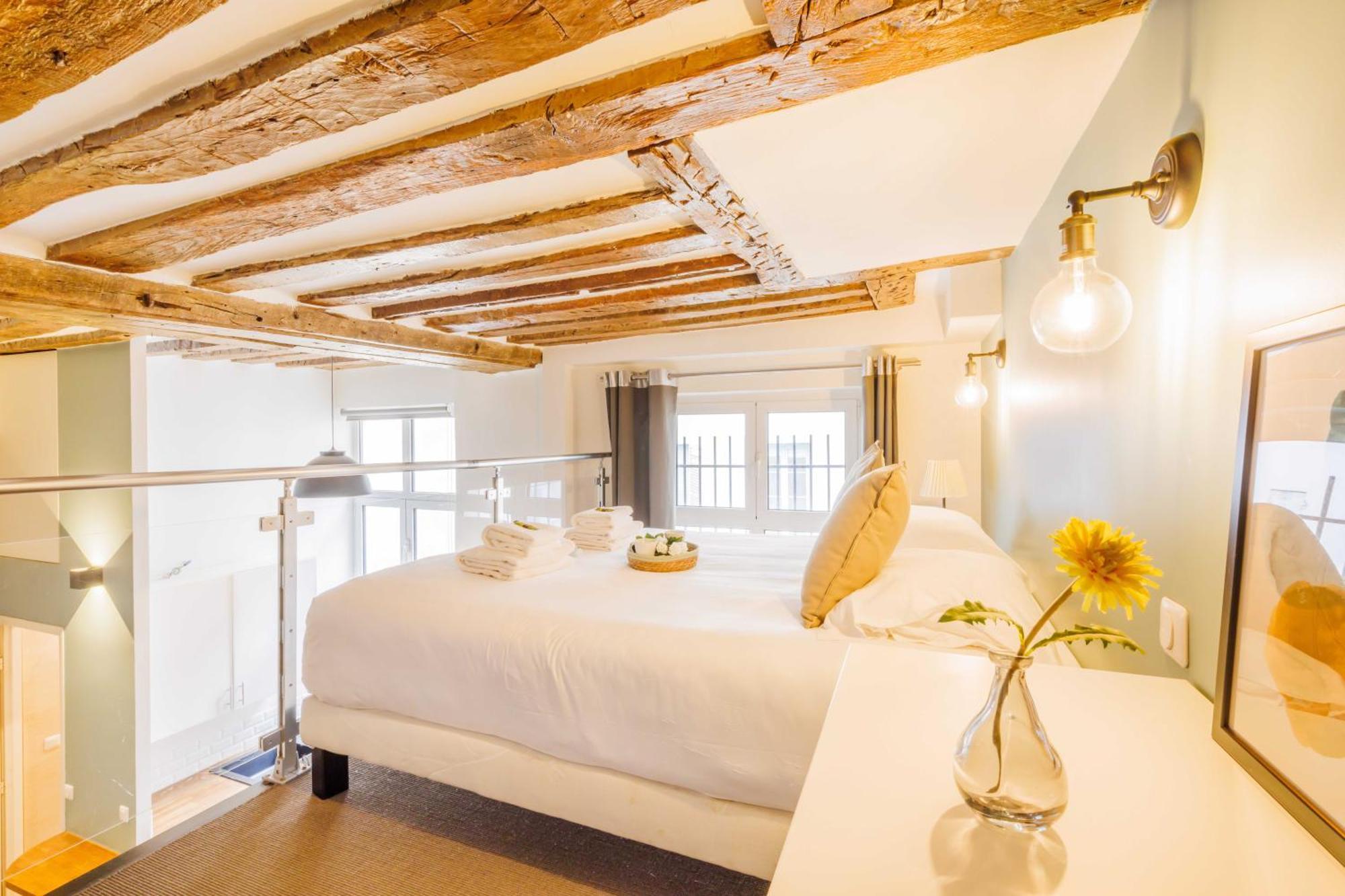 Quiet 1br-4p - Quartier Du Mail Apartment *